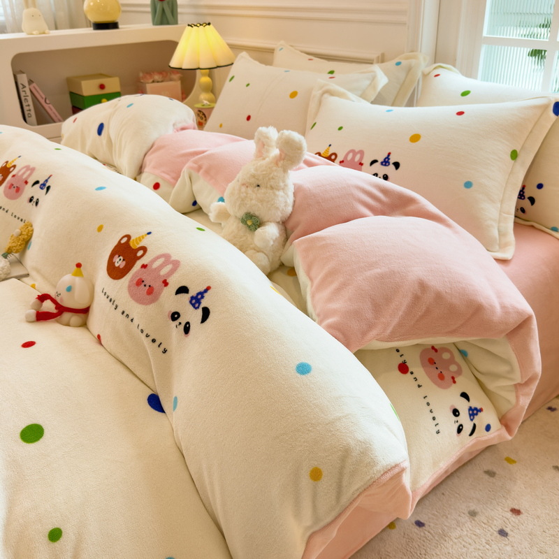 Invierno engrosado cama de seda de leche de cuatro piezas de seda de coral sábanas de seda de bebé cubierta de seda de calor y seda de tres piezas