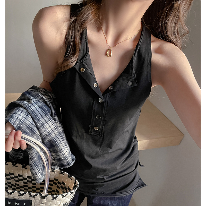 Premium selection of relaxed-fit sleeveless camisole with buttons for women, new 2026 style, loose fit, mid-length, suitable for layering or wearing alone.
