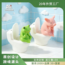可爱马桶猪小摆件可爱仿真动物趣味精致礼物生日礼品桌面车载装饰