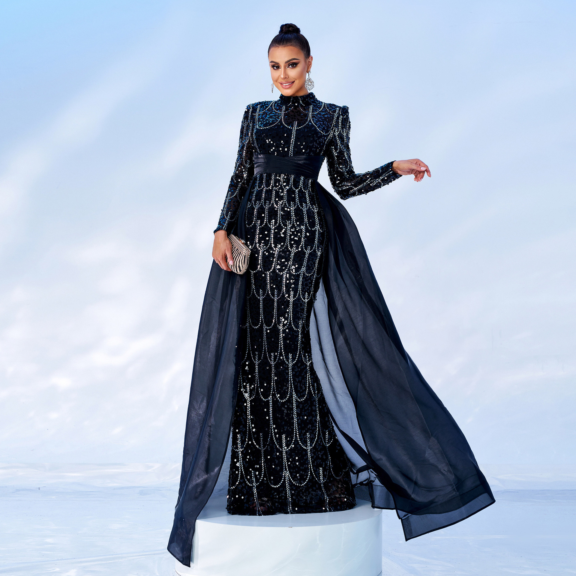European And American New Long Sleeved Round Neck Long Sequined Banquet Cape Fishtail Evening Dress Bridesmaid Dress Dress Female_ecoleips.com