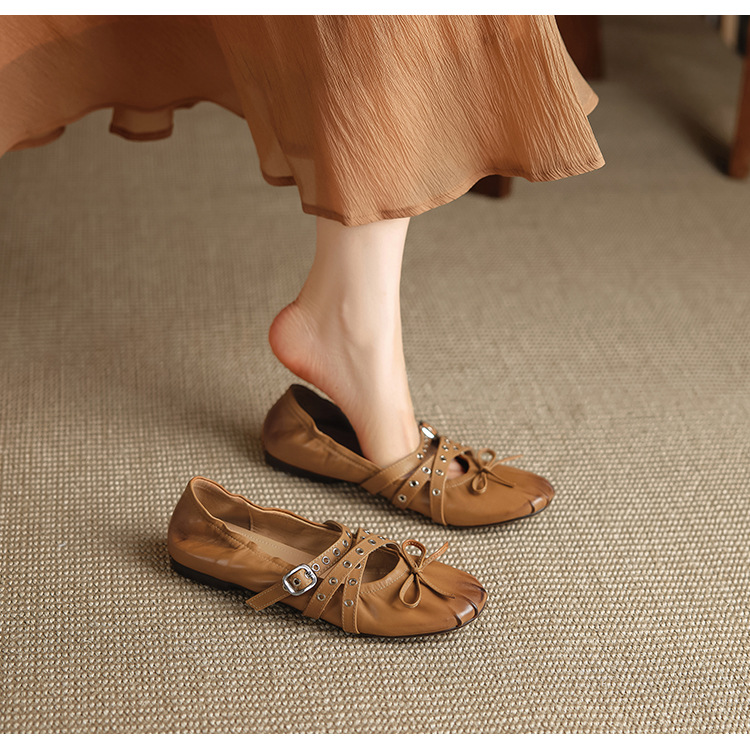 Giày ballet nữ da bò mũi tròn đế bệt phong cách vintage khóa dây đai đinh tán — màu nâu chi tiết 2