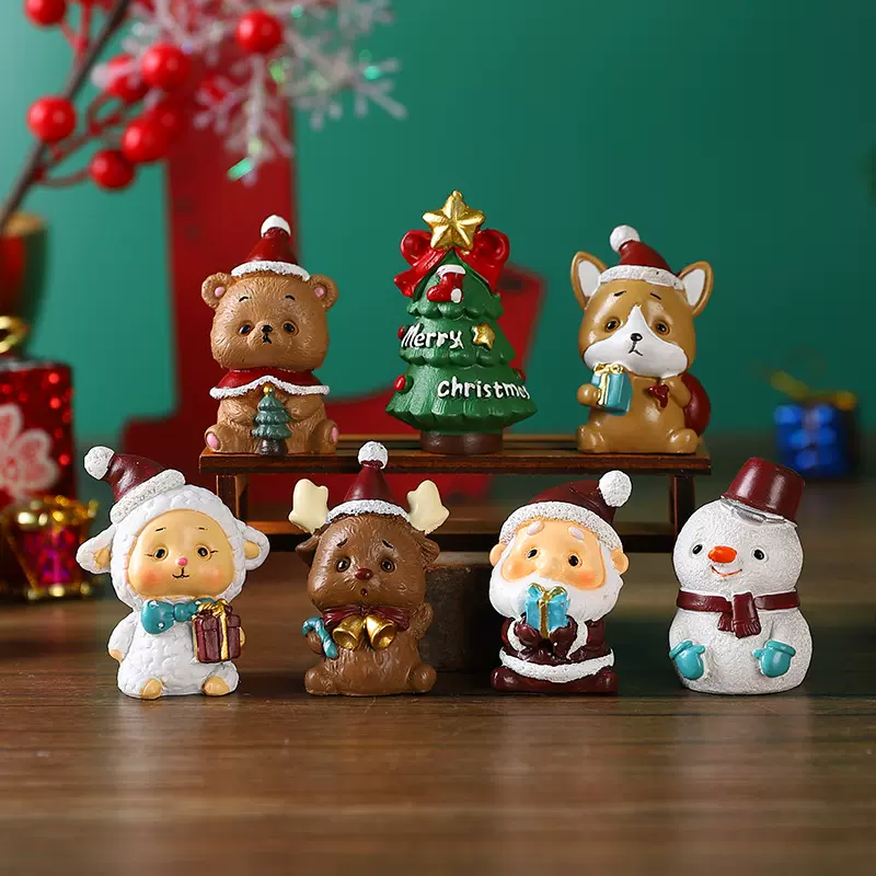 圣诞节小摆件幼儿园小礼品儿童可爱树脂装饰品礼物桌面迷你圣诞树