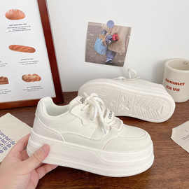 增高厚底小白鞋女款2025新款爆款小众休闲面包鞋百搭时尚学生板鞋