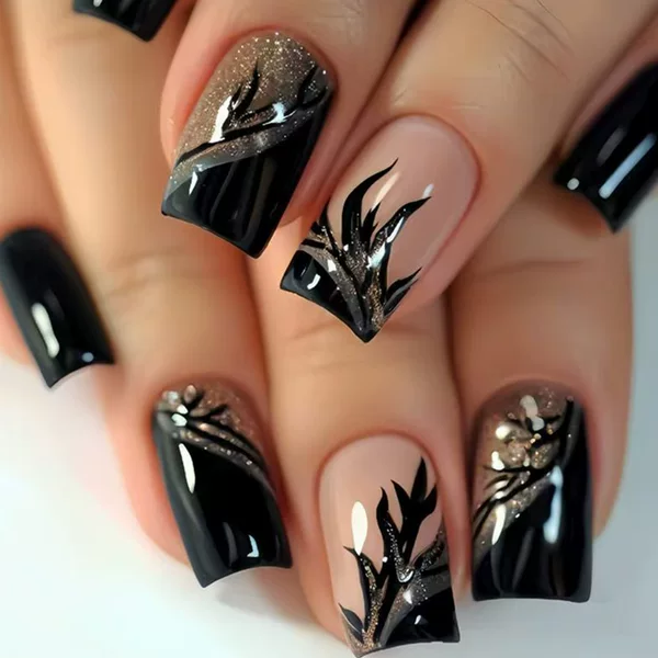 Black and Gold Flame-Style Wearable Nails, Short Style, Brightening Effect, Detachable Wearable Nail Pieces Wholesale