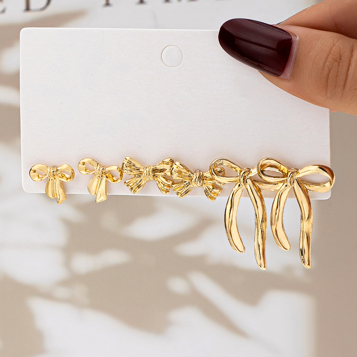 retro fashionable elegant universal golden earrings with bow