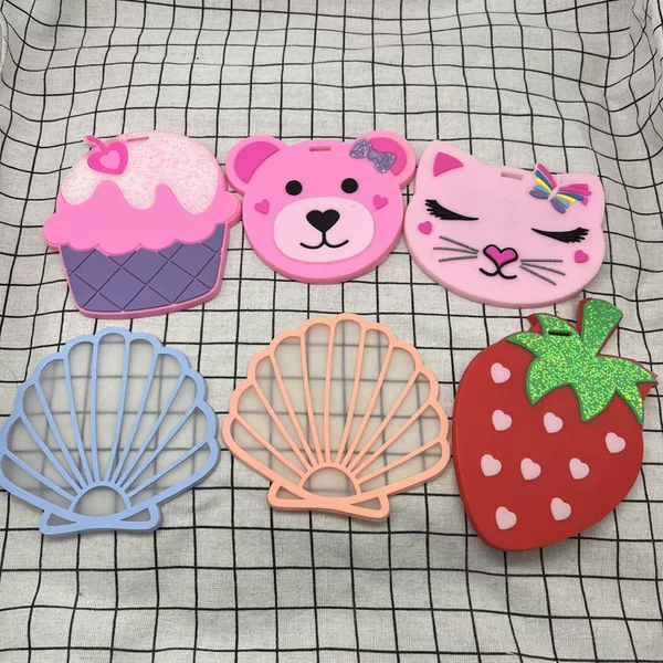 PVC soft rubber luggage tag shell strawberry pendant luggage identification tag