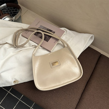 �¿�r��Ů��2025���|�ﶬmiuϵ�μ���߼���ͨ�����eб�����