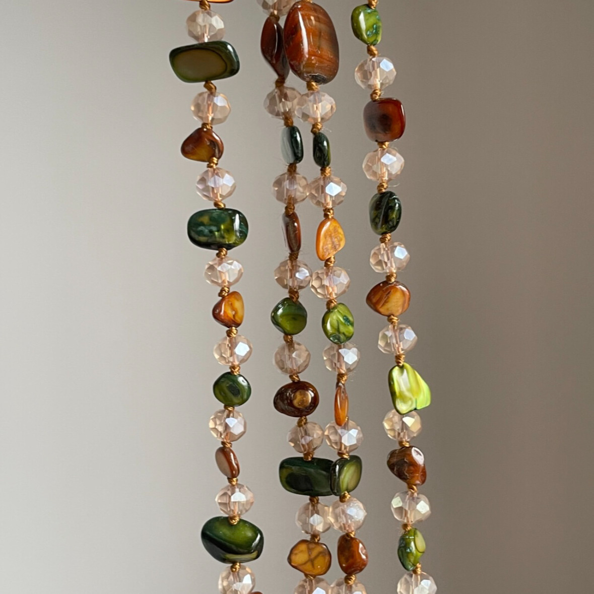 Vintage Bohemian Colorful Shell Necklace Layered Crystal Chain_voghion.com