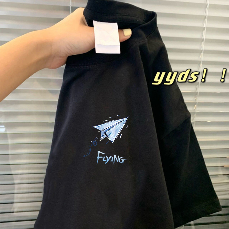 Tendencia de verano, seda de hielo negro, estilo de Hong Kong, camisetas para hombres y mujeres, tops simples de todo fósforo, parejas, hombres y mujeres, mangas cortas