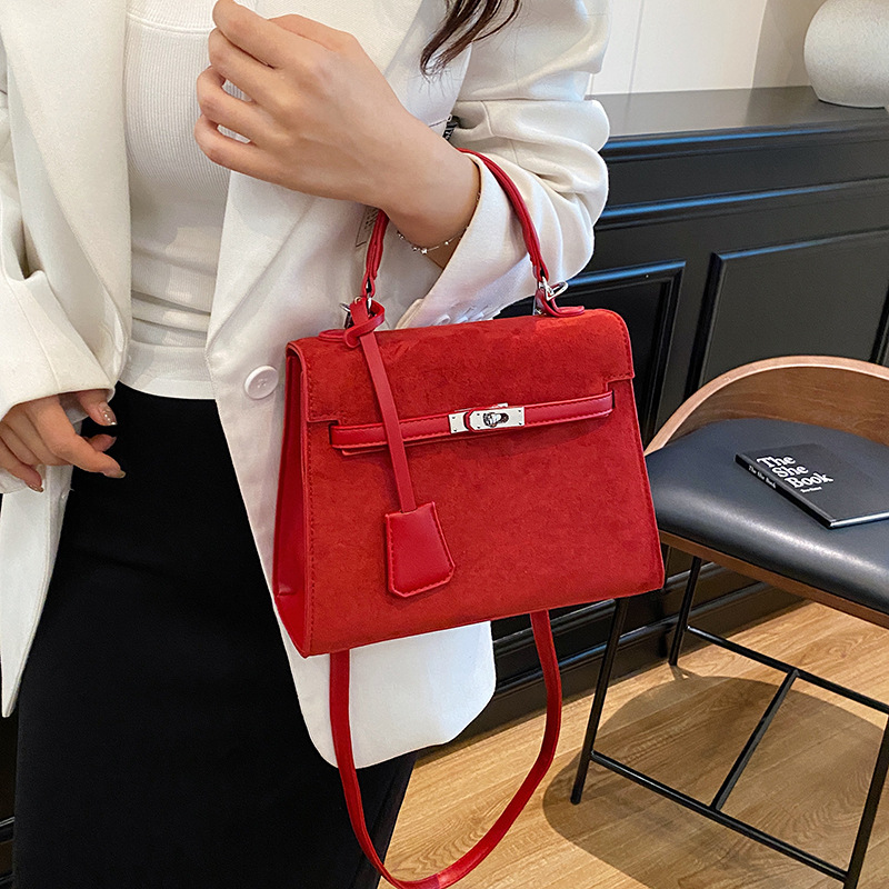 Otoño y invierno nicho bolsos de terciopelo de seda damas 2025 nuevo retro versátil bolsos de mochila de moda bolsos de mano Kelly image 5