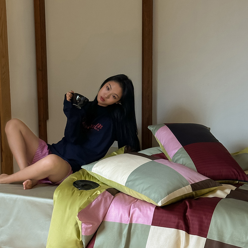 하이 엔드 믹스 앤 매치 틈새 50 더블 스트랜드 코튼 롱 스테이플 코튼 침대 4 피스 세트 겨울 이상적인 컨트리 코튼 퀼트 커버