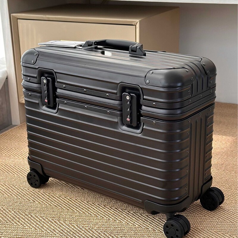 Pilot's Briefcase 20inch Grooved Magnesium-Aluminum Alloy Carry-on Case for Short Trips and Photography