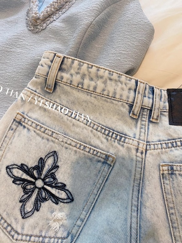 ウォッシュ加工のダメージ加工刺繍ローエッジデニムショートパンツ女性用2025年夏新作ハイウエスト甘くてクールなホットガールAラインホットパンツ|undefined