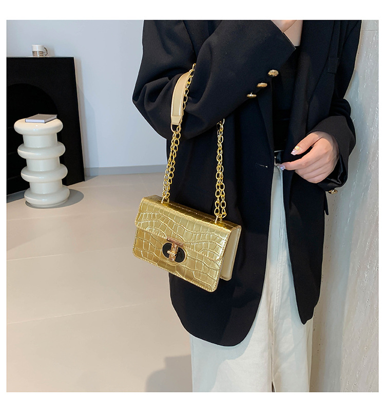 Fashion chain lock handbag 2024 new shiny stone pattern small square versatile and stylish single shoulder crossbody bag_voghion.com