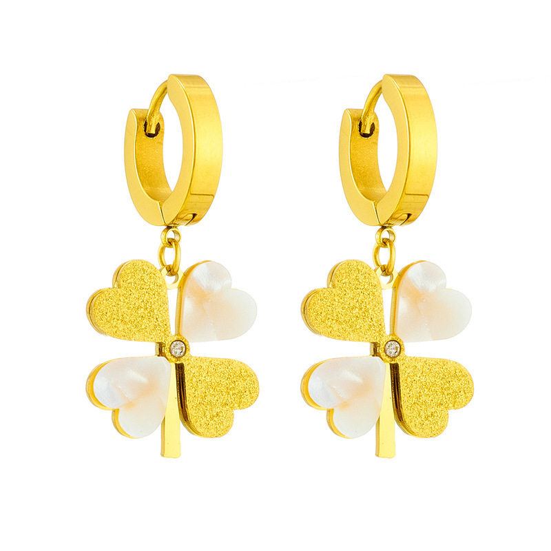 orecchini con fibbia a forma di fiore di trifoglio in acciaio al titanio per i nuovi orecchini boutique da donna alla moda e di nicchia senza orecchini sbiaditi_voghion.com