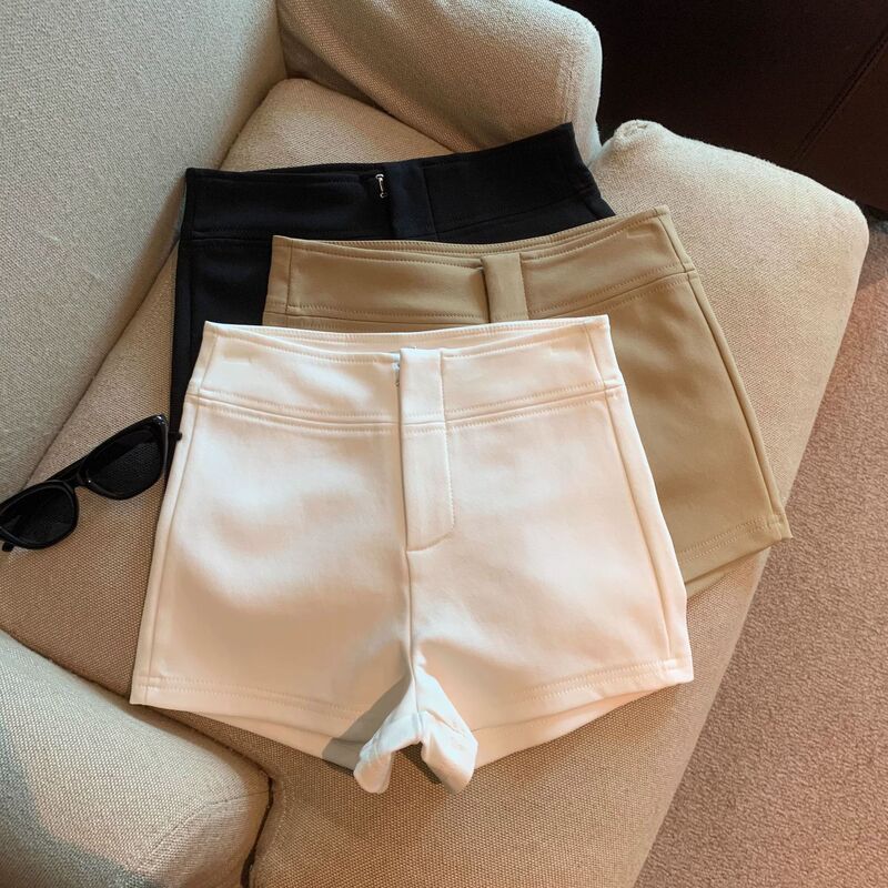 Tall Elegant Butt-Lifting Shorts for Women Summer and Autum 2025 New Outer Wear Beautiful High-Waisted Khaki Tight-Fitting Ultra-Short Tall Elegant Butt-Lifting Shorts for Women Summer and Autum 2025 New Outer Wear Beautiful High-Waisted Khaki Tight-Fitting Ultra-Short