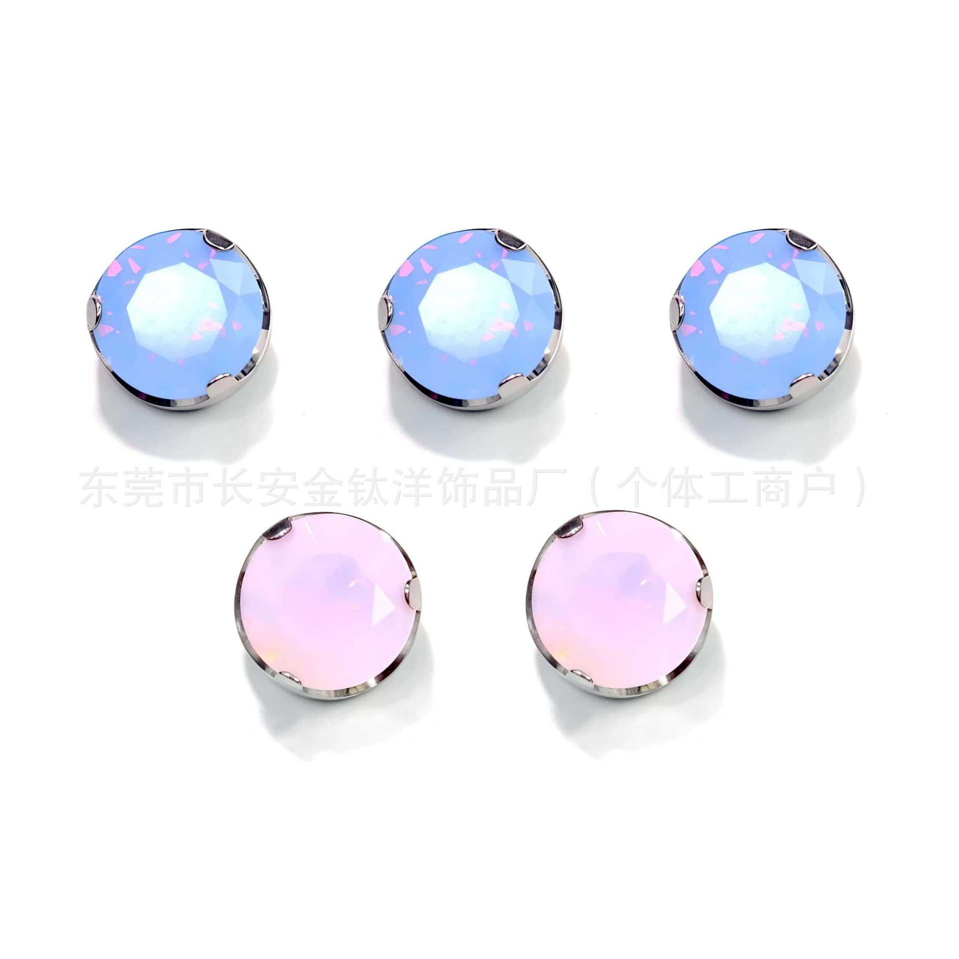 Labret piercing jewelry detail image
