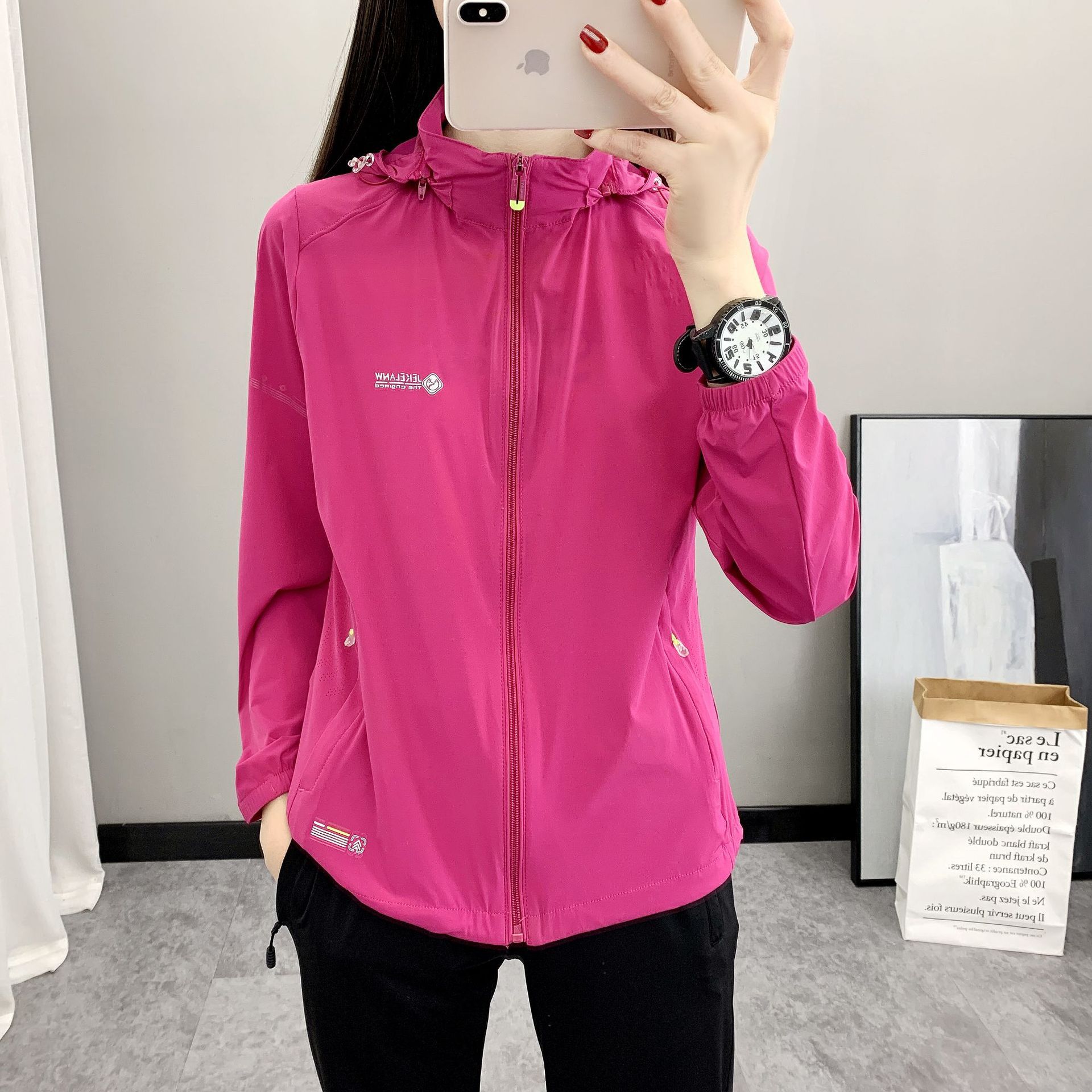 Summer New Sunscreen Clothing Women's Ice Silk Sports Breathable Mountaineering Jacket 2023 Outdoor Running Stretch Skin Windbreaker