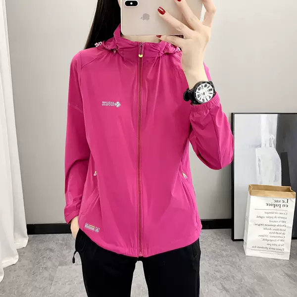 Summer New Sunscreen Clothing Women's Ice Silk Sports Breathable Mountaineering Jacket 2023 Outdoor Running Stretch Skin Windbreaker