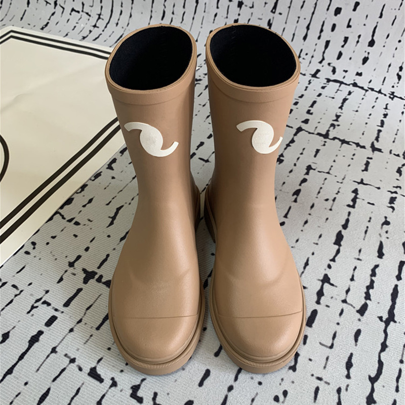 [원활한 버전] xiaoxiangfeng Yang Mi 같은 스타일의 중대 장화 여성용 방수 로우 힐 라운드 토 마틴 미드 송아지 부츠