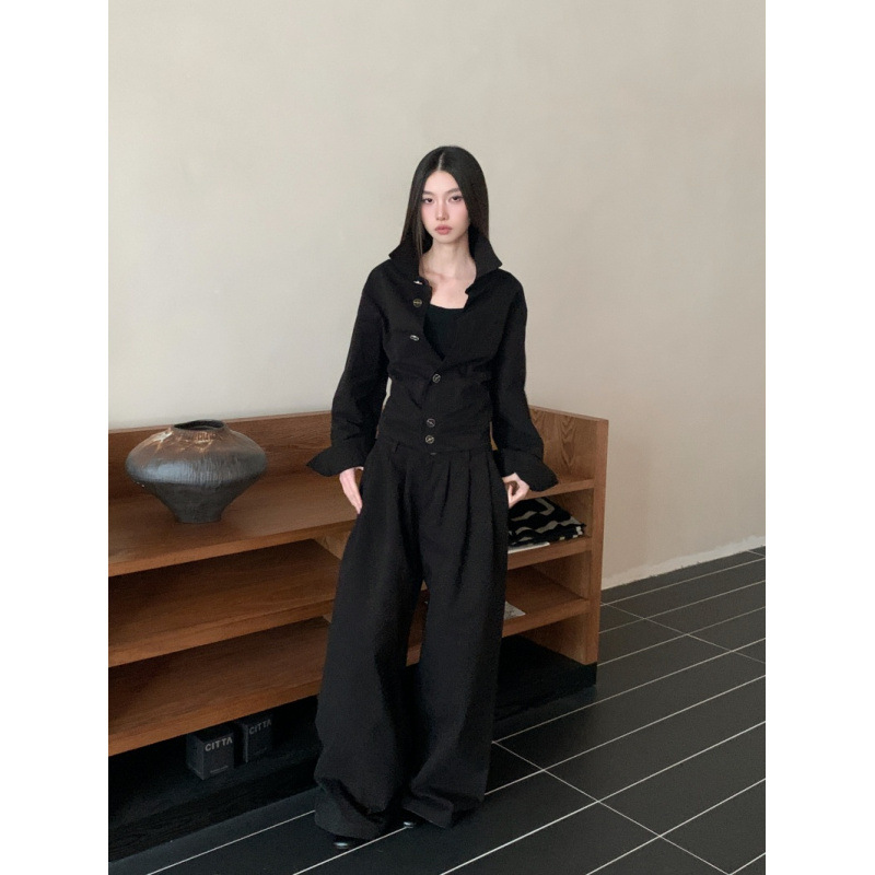 GraceChic GraceChic Autumn Hepburn Style "Urban Elite" Crisp Texture Waist-Cinching Short Shirt And Pleated Wide-Leg Straight Pants Set_voghion.com