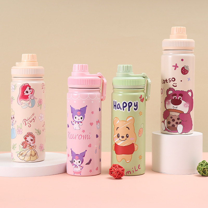 卡通跨境网红304不锈钢保温杯草莓熊车载运动水壶便携提手壶吸