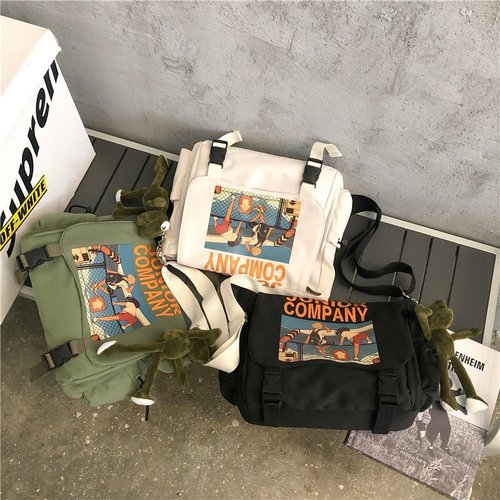 New casual crossbody bag wholesale fashion cool student messenger bag men and women street large capacity nylon shoulder bag