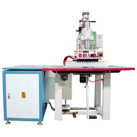 牛仔裤皮标机 变色徽章压花高频机 皮牌皮标签烫字印纹压痕高周波