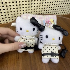 中世の貴婦人ハローキティペンダント水玉スカートハローキティ kt 猫スクールバッグアクセサリー人形ペンダント
