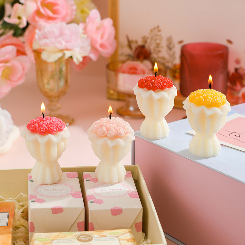 中国のバレンタインデーのギフト、結婚式の記念品、手作りのクリエイティブな手持ちの花の形の装飾品、親友へのアロマセラピーキャンドル|undefined