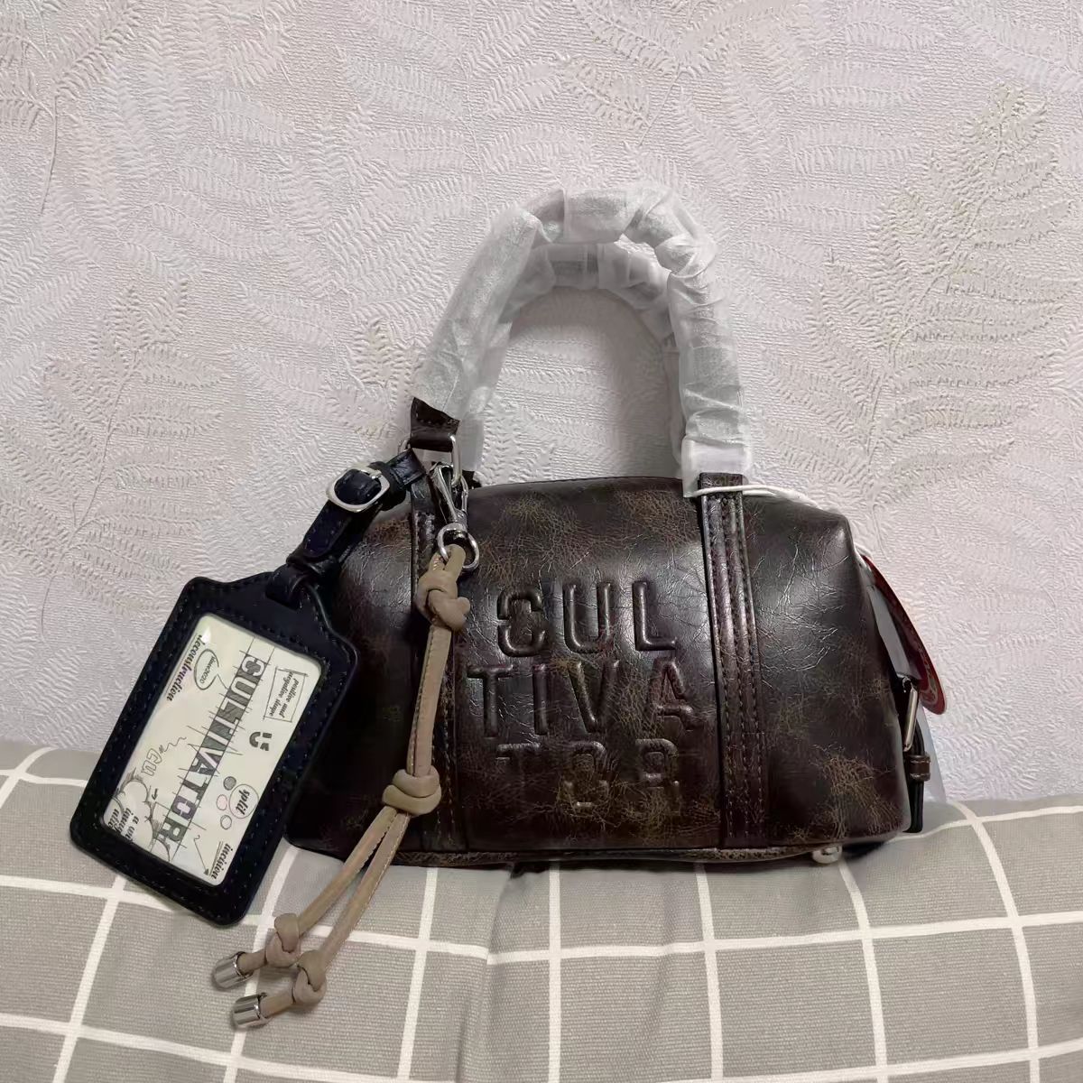 Cultivator同款小众复古百搭美拉德卡套斜挎波士顿枕头包2024冬新