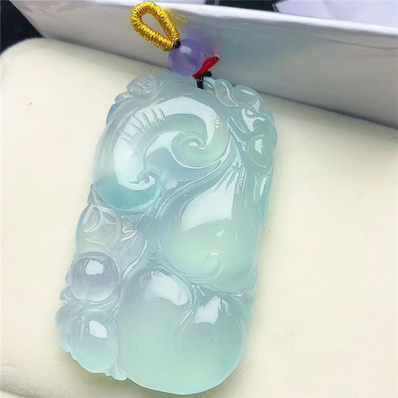 Myanmar Emerald Jade article Oil Green Waxy kind Ruyi Pendant jade wholesale