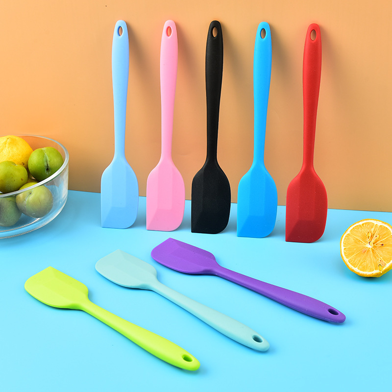 Small silicone scraper