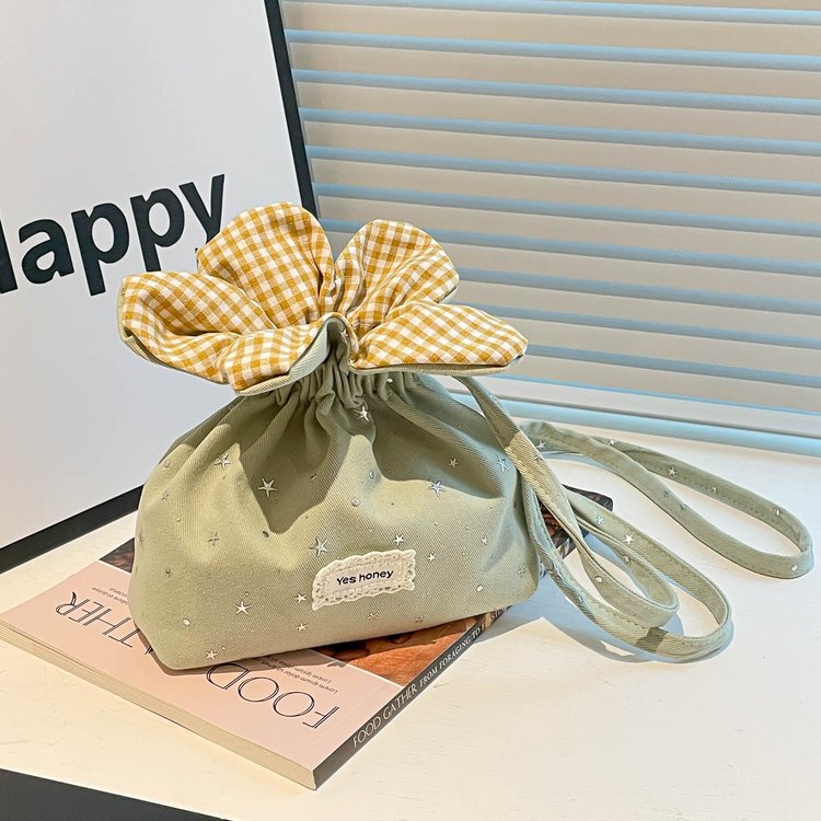 Ins-Style Girly High-Appearance Denim Drawstring Crossbody Bag for Travel, Small Tote Bag, Compact Storage Pouch Ins-Style Girly High-Appearance Denim Drawstring Crossbody Bag for Travel, Small Tote Bag, Compact Storage Pouch