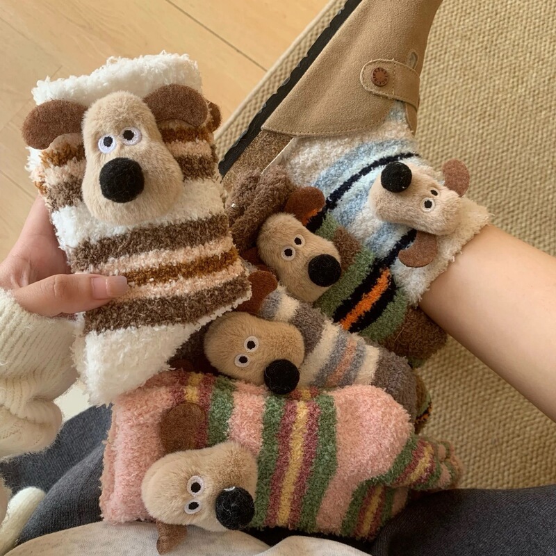 Cute Dog Coral Velvet Socks for Women Winter Warm Home Floor Socks Cute Cartoon Stereo Thickeneded Fleece-Lined Mid-Calf Socks