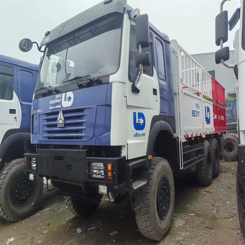 Export Africa Howo Port Dock Car Howo Dump Truck Howo 6 × 6 Dump Truck 375 Horsepower