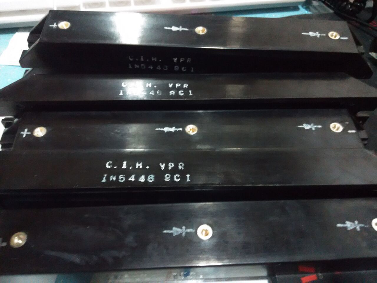 2CL0.1A模块0.2A 引脚80-100KV螺口120KV -150-180-200KV高压硅堆