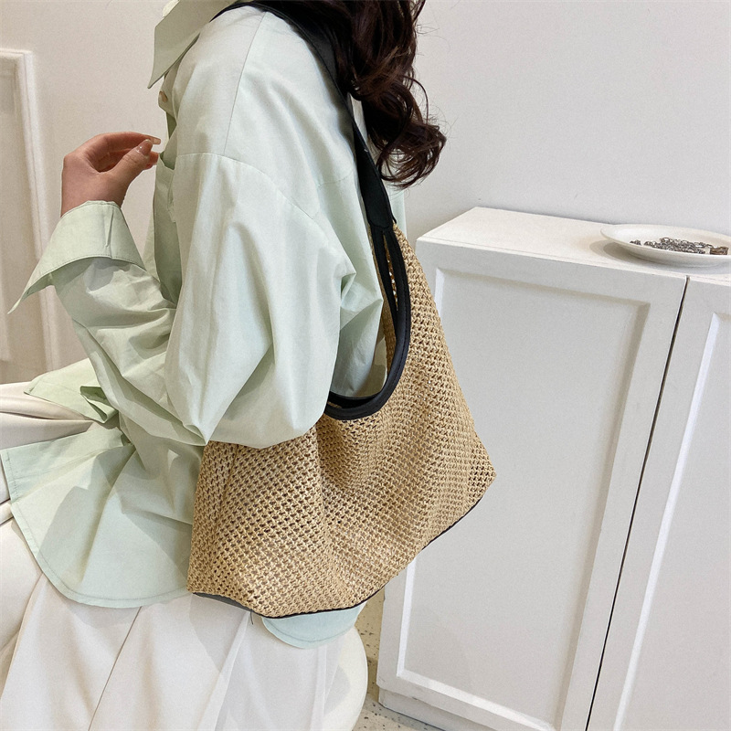 Bolso tejido de moda femenino 2023 nuevo bolso retro de moda bolso de paja bolso de hombro de gran capacidad de todo fósforo