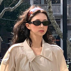 Feverと同じフランスのレトロなファッション気質の広い髪飾りの酢酸カチューシャは簡単です。