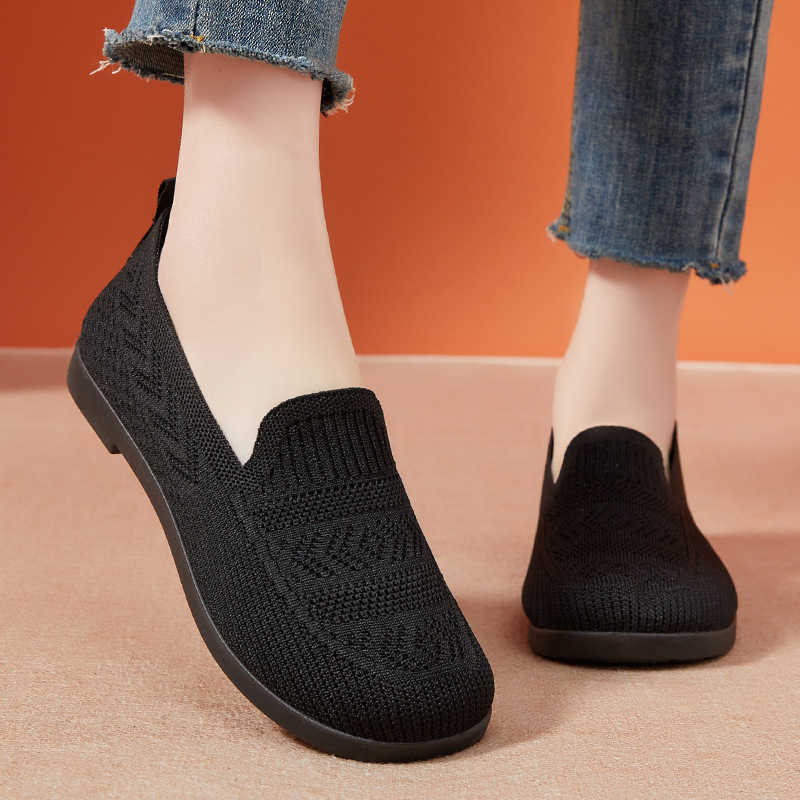 Zapatos de tela viejos de Beijing, zapatos de red de verano para mujer, zapatos de malla huecos transpirables de suela plana y livianos, zapatos de anciano, zapatos de madre