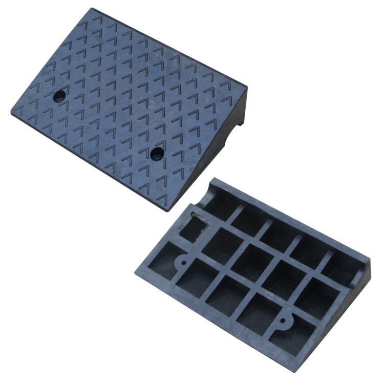 橡胶路沿坡路斜坡 阶梯垫梯台阶坡 交通设施减速带