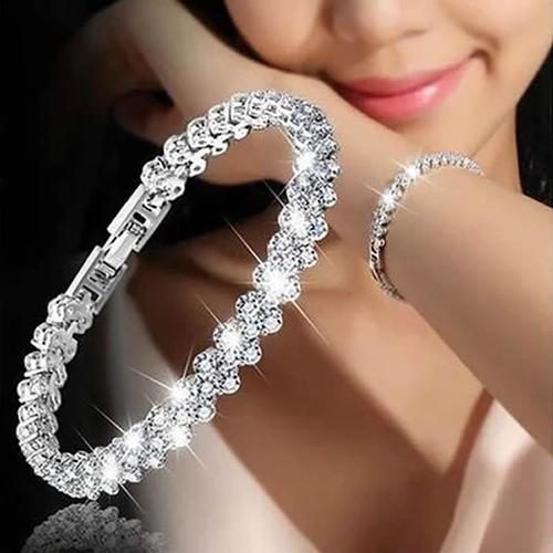 Best-selling diamond-studded heart-shaped Roman bracelet with unique design, Instagram-inspired minimalist crystal zirconium bracelet