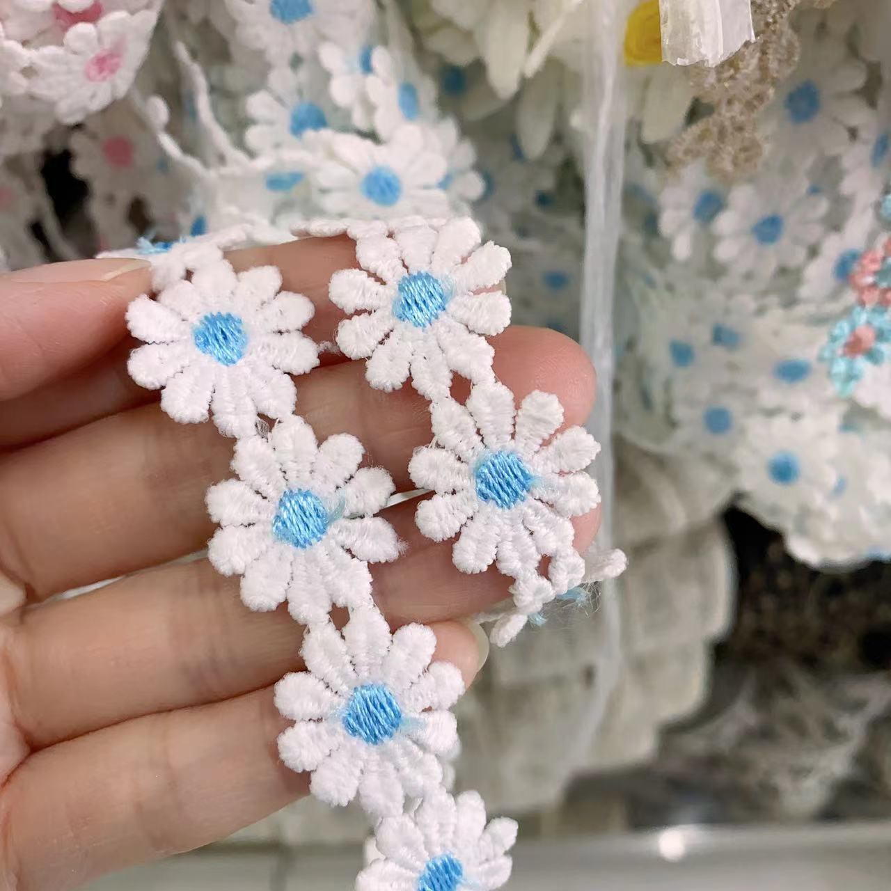 十瓣两厘米花朵蓝色