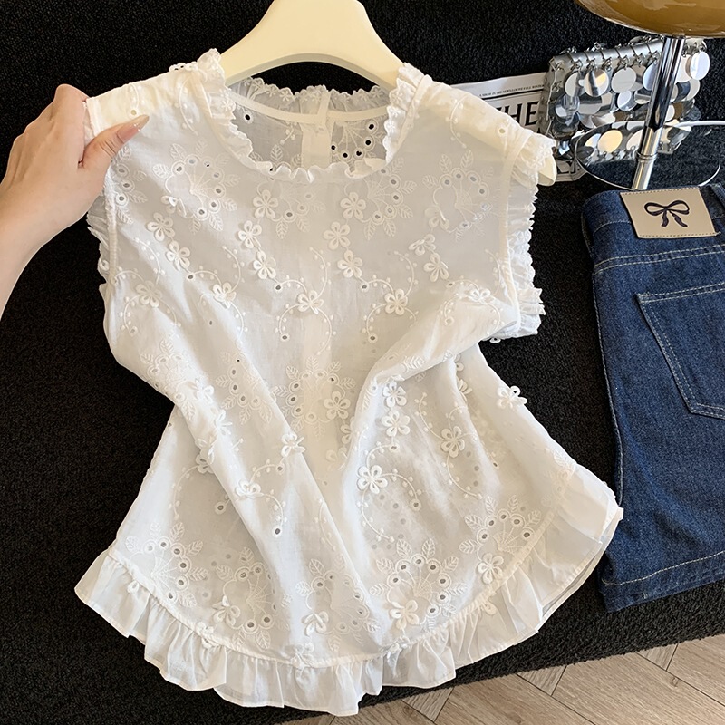 Real Shot of a Sweet Retro-Style Three-Dimensional Embroidered Short-Sleeve Women's Summer Loose-Fitting Slimming Top with Fluttering Sleeves for a Youthful Look Real Shot of a Sweet Retro-Style Three-Dimensional Embroidered Short-Sleeve Women's Summer Loose-Fitting Slimming Top with Fluttering Sleeves for a Youthful Look