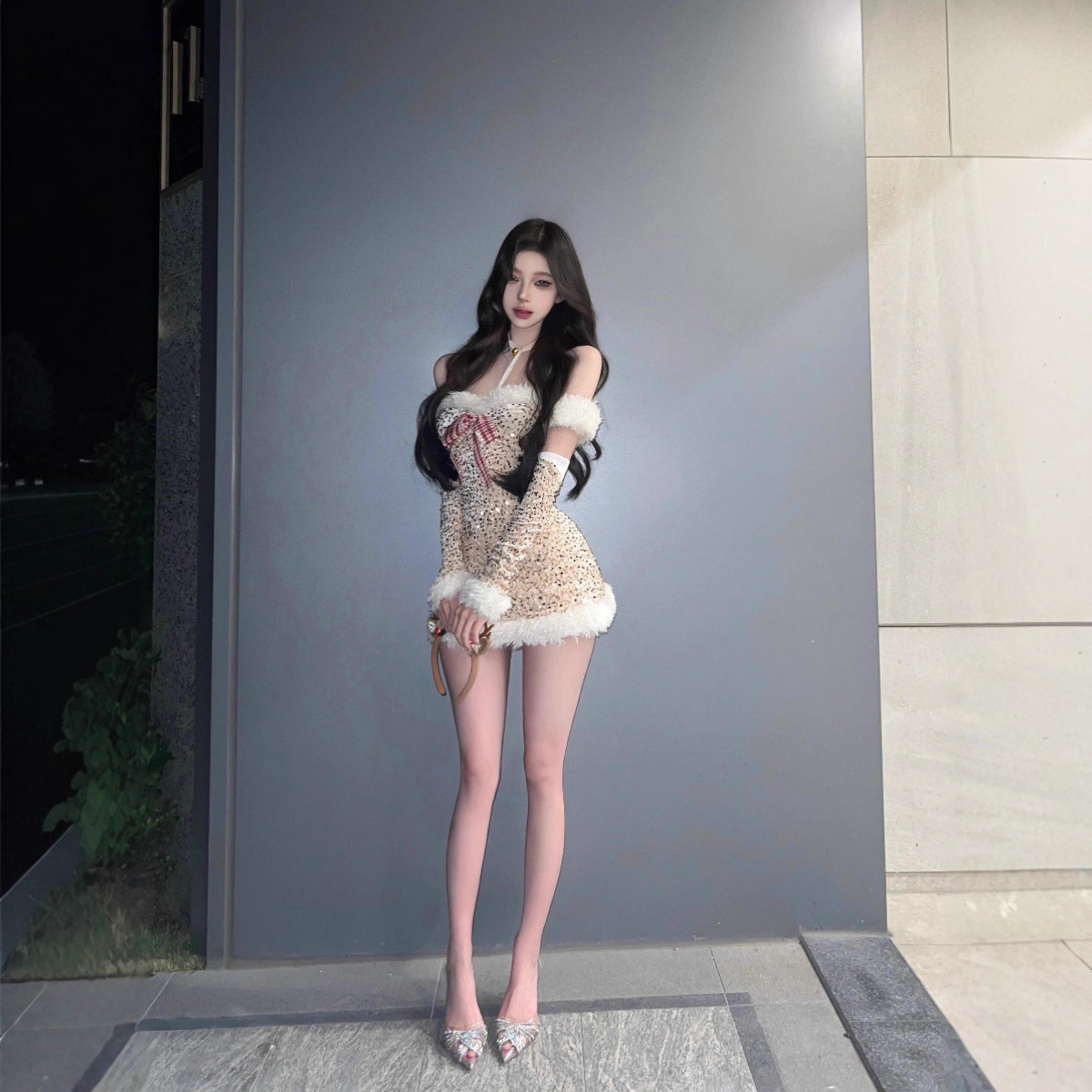 Gift box set, sexy Christmas outfit, sequined halter neck strapless dress, autumn and winter sexy waist-cinching bodycon skirt