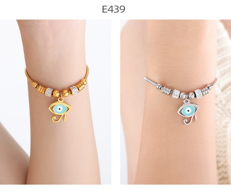 Simple Style Heart Shape Eye Titanium Steel Enamel Plating Inlay Shell Zircon 18k Gold Plated Bracelets display picture 9