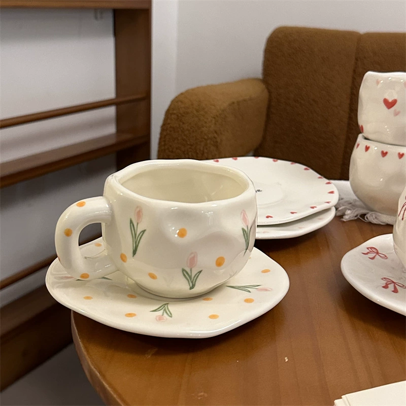 Ceramic coffee cup set INS Japanese retro, hand-painted irregular saucer, vintage style