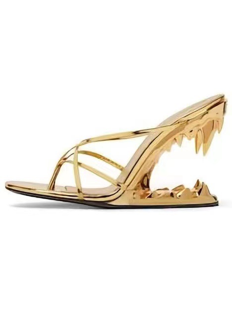 Chanclas de punta redonda transfronterizas, tacones de dientes de tigre huecos, zapatillas de cuña, nueva combinación de banda delgada tejida, sandalias de espina de tacón súper alto