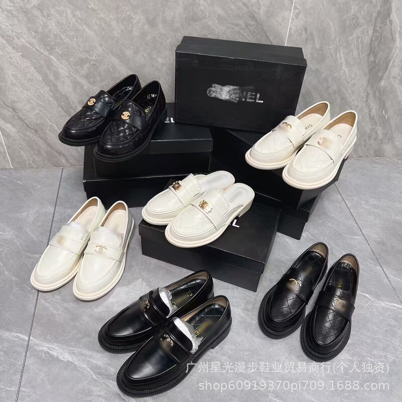 All-Season Small Fragrant Style Diamond-Patterned Loafers for Women, British Style Flat Leather Shoes