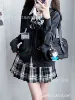 Black and White Grid+Terring